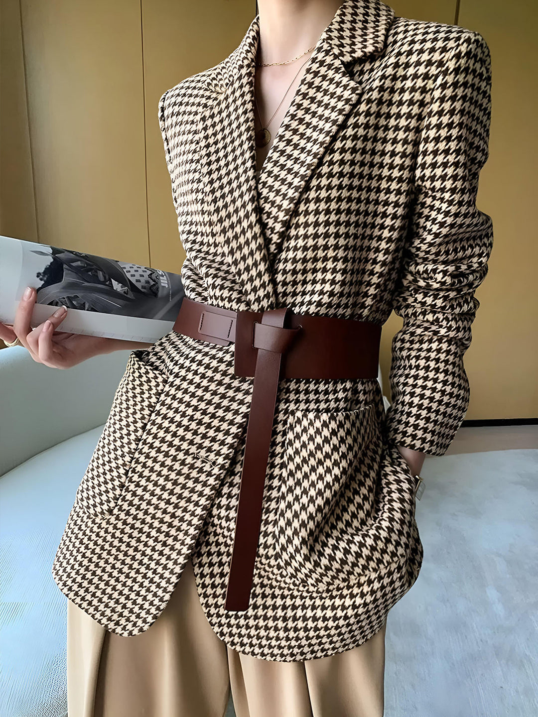 Women's Houndstooth Belted Split-Hem Blazer