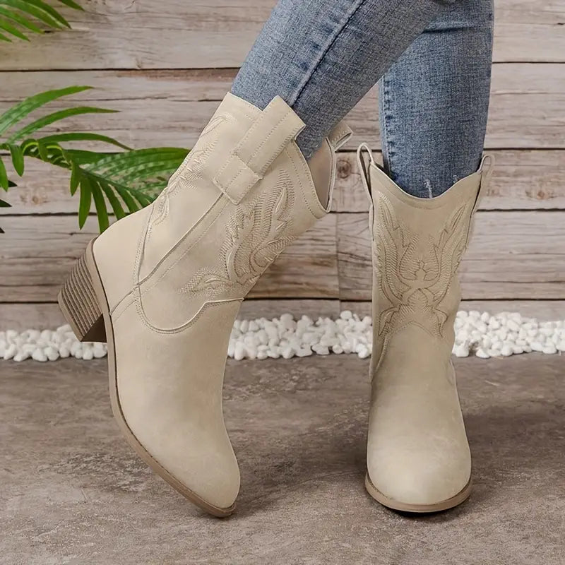 Heeled Women’s Cowgirl Boots